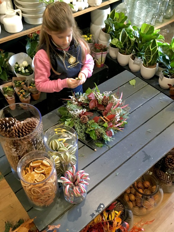Junior DIY Christmas Wreath - Image 3