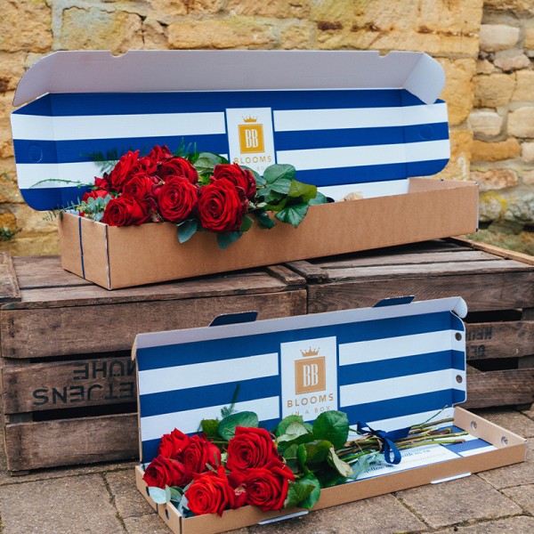 Valentine's Box of Red Roses - Image 7
